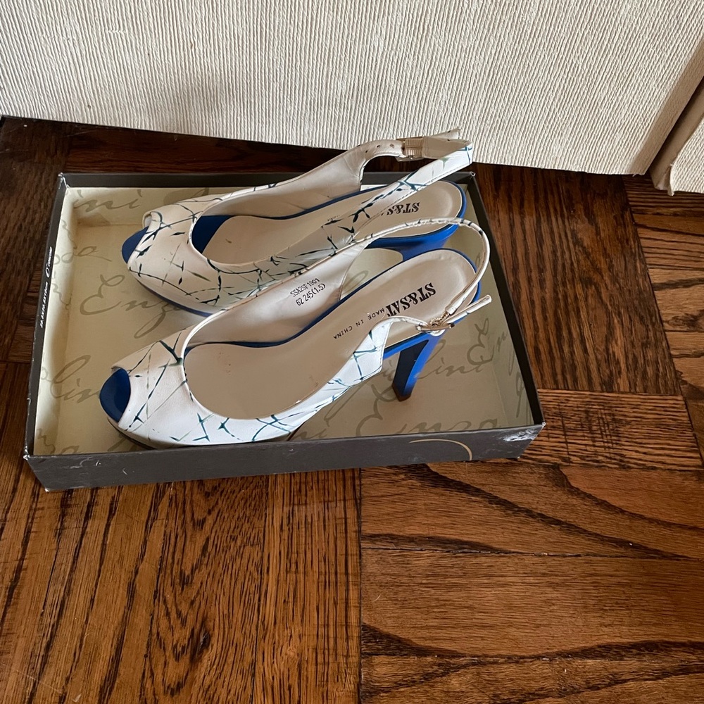 Saturday high heel sandal